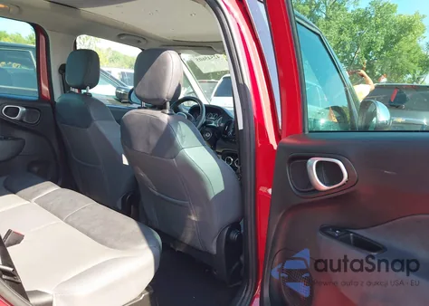 2015 Fiat 500L Lounge z USA, uszkodzony, nr VIN ZFBCFACH2FZ033706